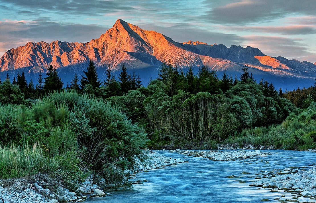 Pohodově za symbolem Slovenska …